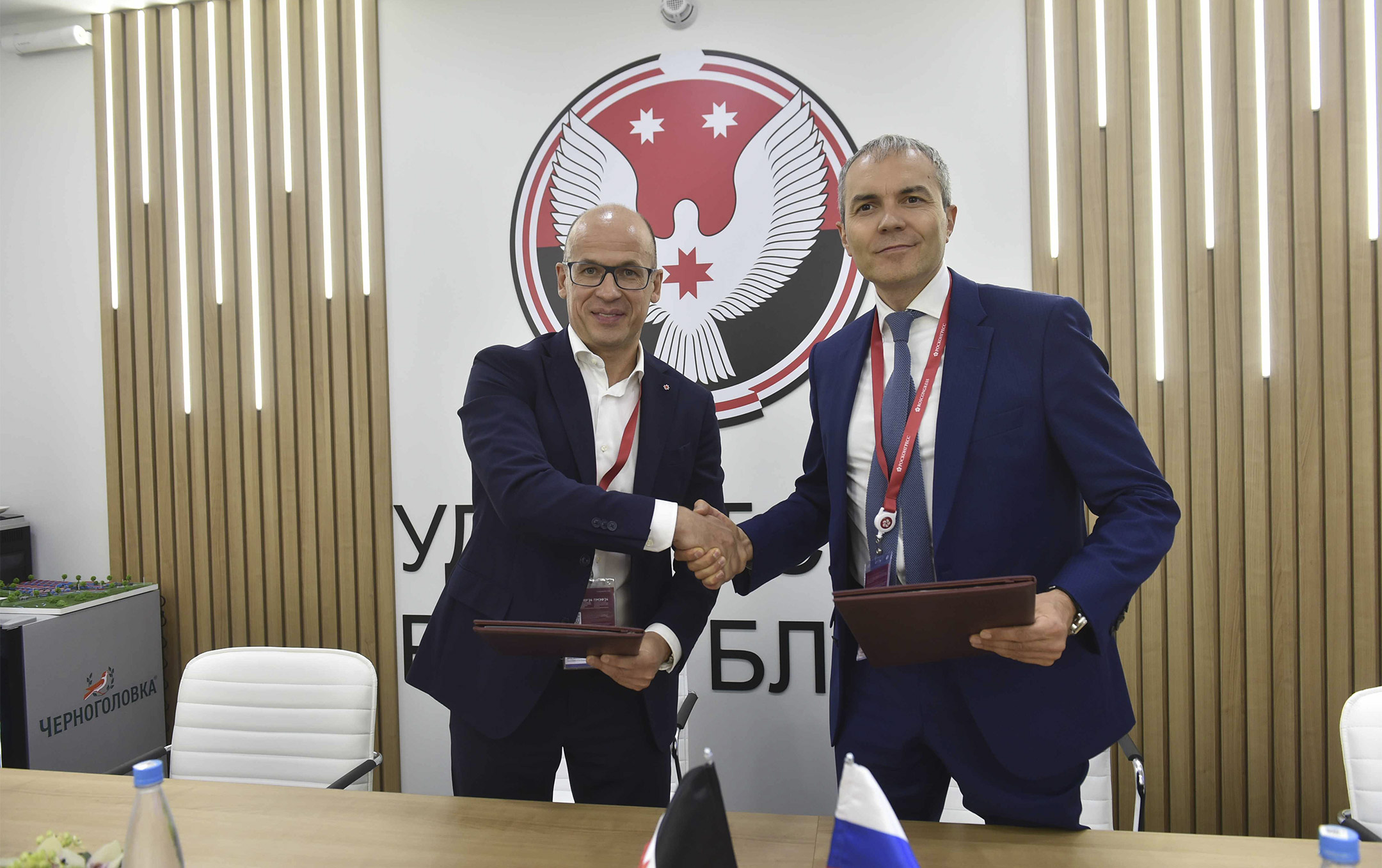 Правительство Удмуртии и ЗСЛ «СОЮЗ» заключили соглашение о сотрудничестве на ПМЭФ-2024